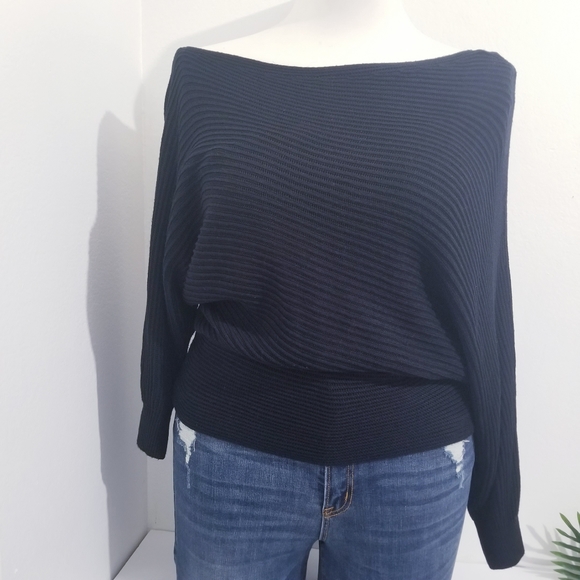 Plus Size Ribbed knit top - Picture 2 of 8